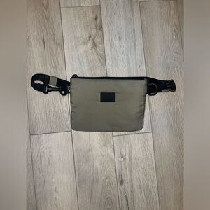Victoria’s Secret Waist Bag